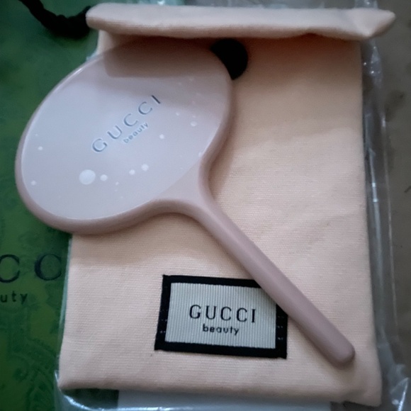 Pink Mirror +Pouch +Gift Bag +Ribbon NWOT - Picture 12 of 14